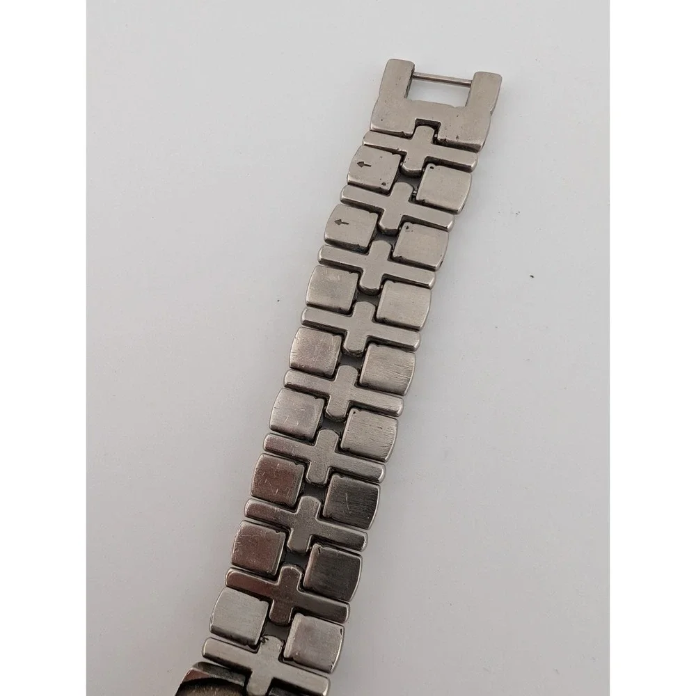 Body Wise Watch Women 26mm Case Two Tone 6.75